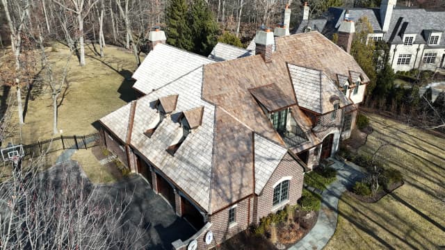 Roofing service 3