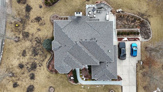 Roofing service 1