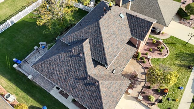 Roofing service 4